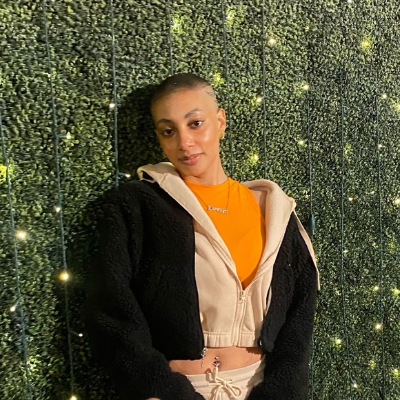 Nike Monogram Cropped Fleece Jacket - Picture 8 of 9